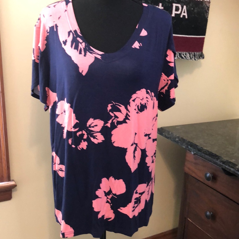 Kuotai top size XL Ptp 21” length 27”